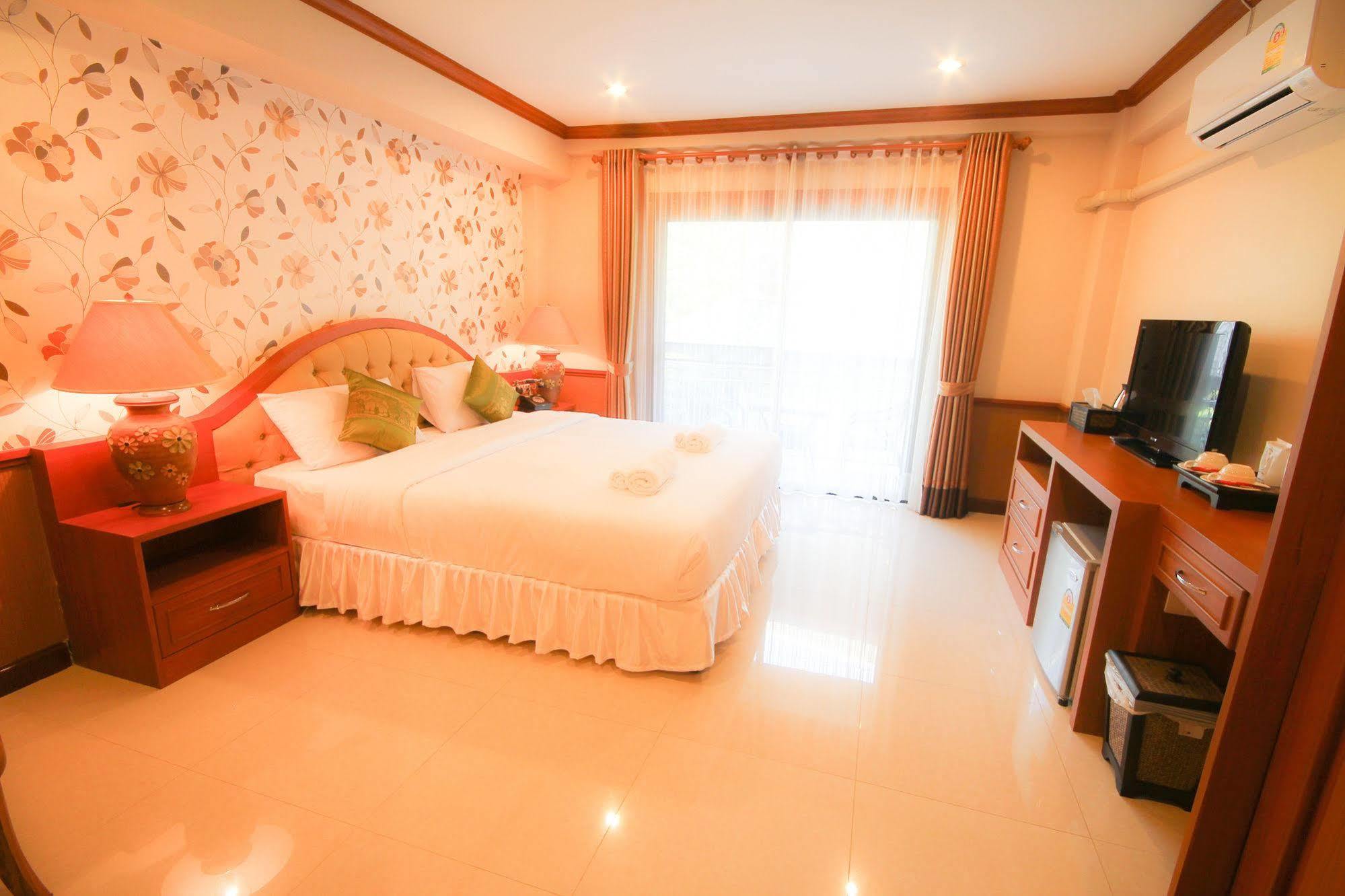 Phoothawee House Hotel Chiang Mai Ngoại thất bức ảnh