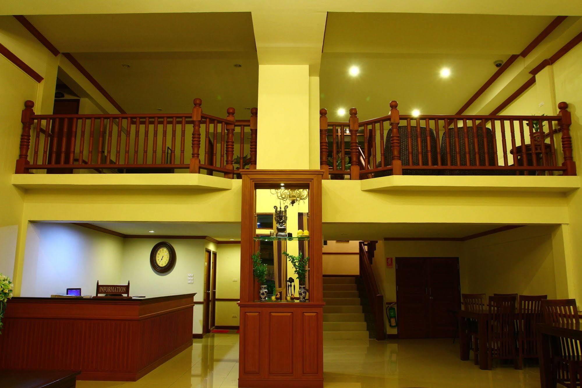 Phoothawee House Hotel Chiang Mai Ngoại thất bức ảnh
