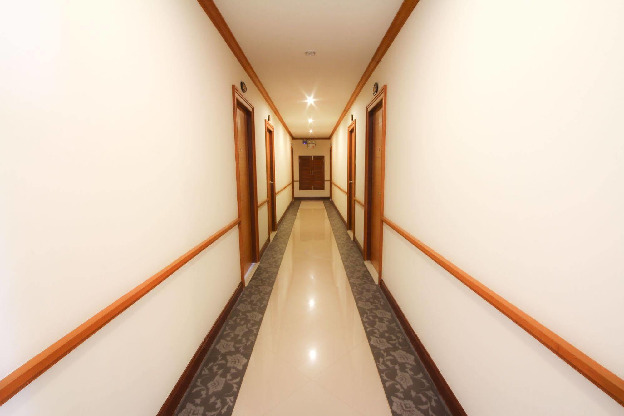 Phoothawee House Hotel Chiang Mai Ngoại thất bức ảnh
